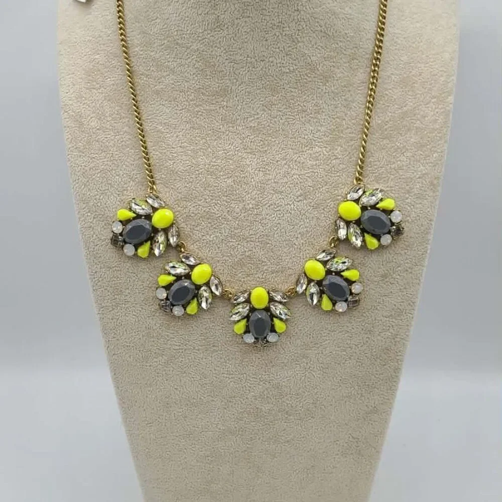 J Crew Factory Gray Yellow Resin Clear Crystal Statement Necklace NWT! NEW!